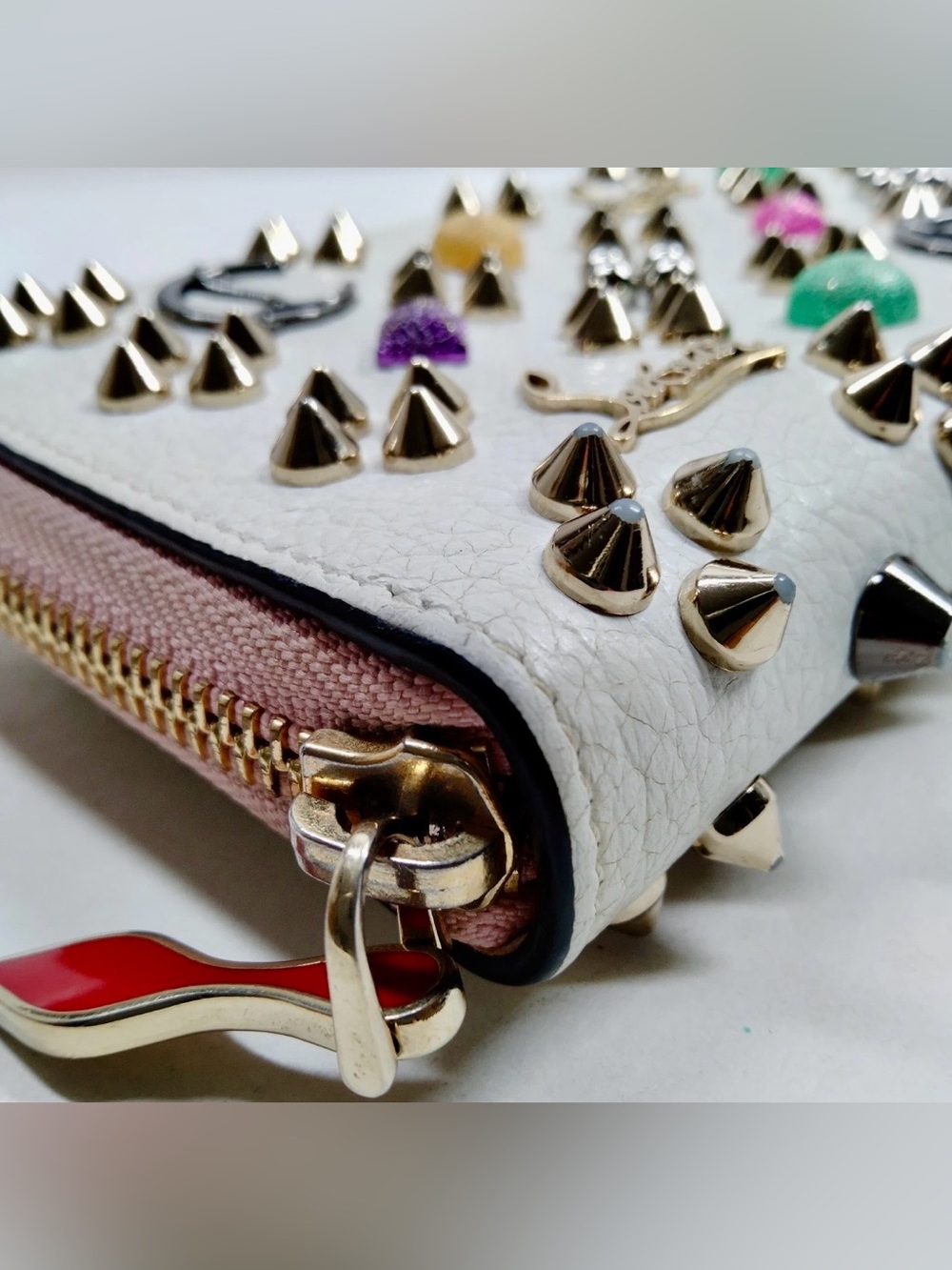 Christian Louboutin White Leather Studded Zip Wallet | Auth - Picture 3 of 14